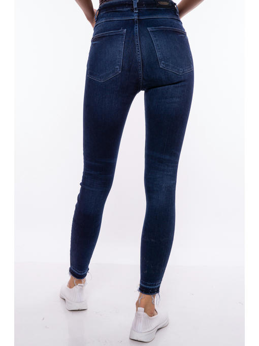 Джинсы женские Slim Fit — изображение 3