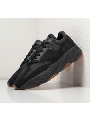 Кроссовки Adidas Yeezy Boost 700