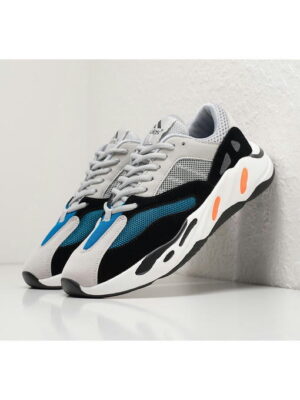 Кроссовки Adidas Yeezy Boost 700