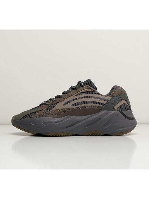 Кроссовки Adidas Yeezy Boost 700 v2 — изображение 6