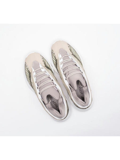 Кроссовки Adidas Yeezy Boost 700 v3 — изображение 6