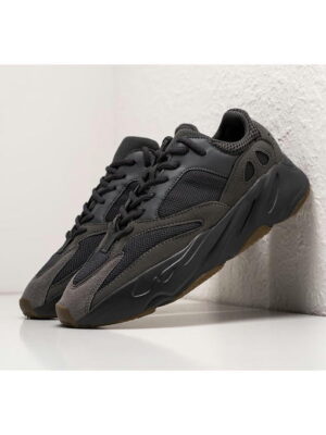 Кроссовки Adidas Yeezy Boost 700