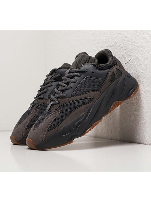 Кроссовки Adidas Yeezy Boost 700