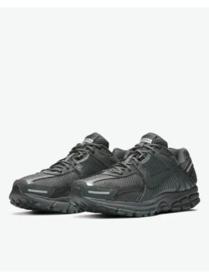 Кроссовки унисекс Nike Zoom Vomero 5 Sp (BV1358-002)
